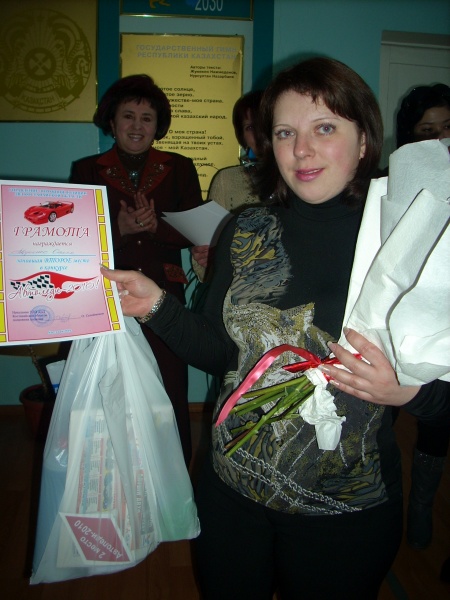 olesya-avdeenko-vtoroe-mesto-v-konkurse-avtoledi-2010-vypusknica-shkoly-avs
